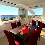 Hermes Lägenhet Trogir