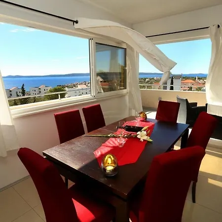 Hermes Lägenhet Trogir