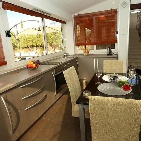 Apartamento Hermes Trogir
