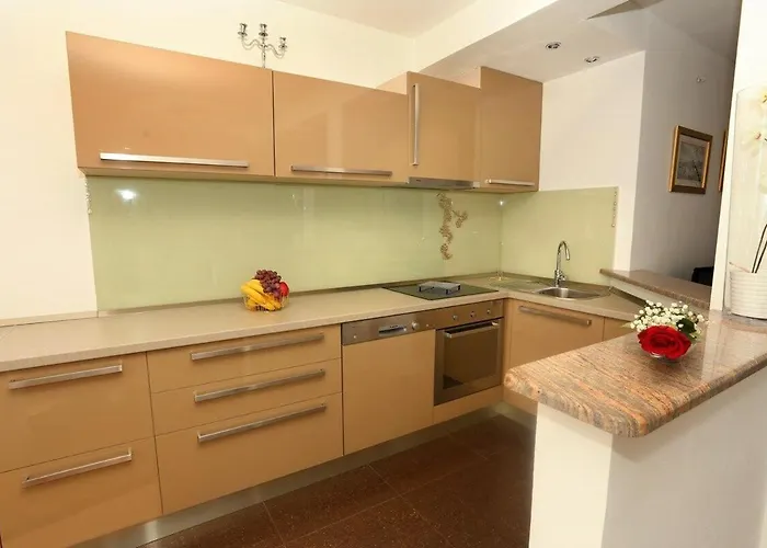 Hermes * 特罗吉尔