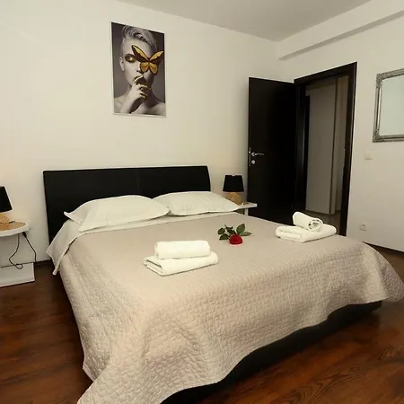 Hermes Апартаменти