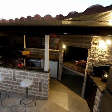 Hermes * Трогір